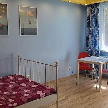Studiospanie Studio Kapitana Z Balkonem Na Parterze 그단스크 외부 사진